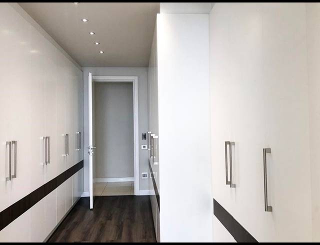 4 BEDROOM APARTMENT FOR SALE IN SANDHURST